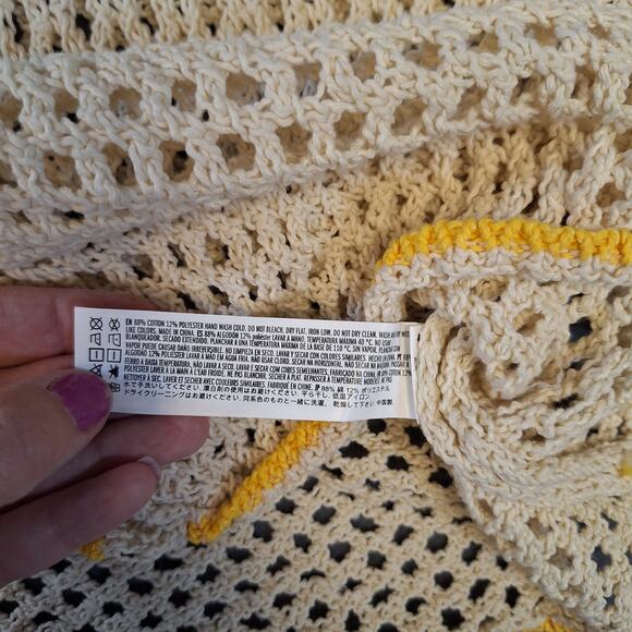 NWT Forever 21 Loose Knit Cream Yellow Trim Short Sleeve Cropped Length Sweater - Picture 12 of 13